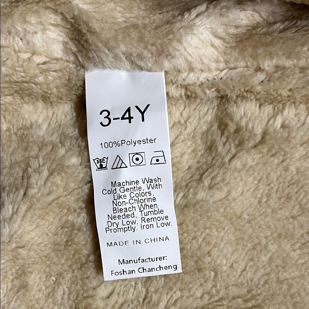 NWOT Cozy Black Toddler Jacket - Picture 2 of 3
